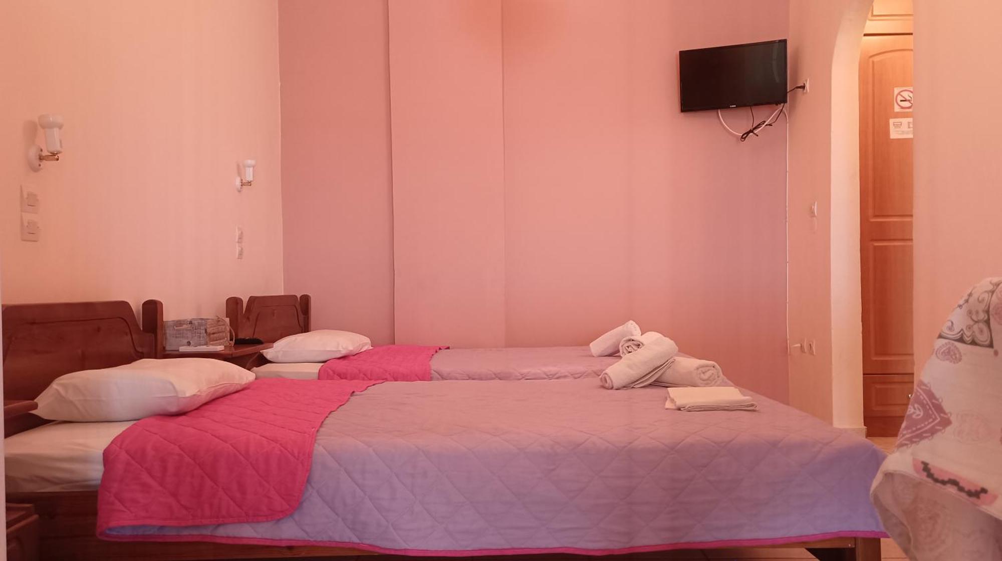Studios Zaritsi Tirós Extérieur photo