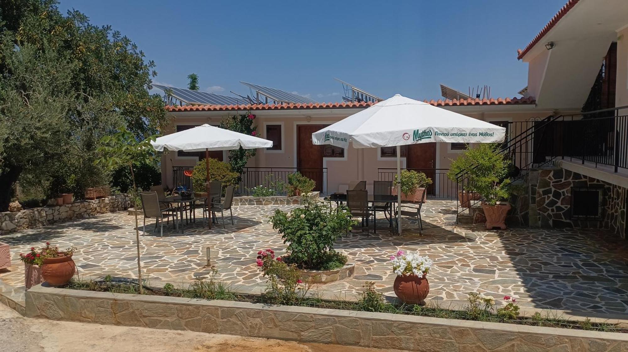 Studios Zaritsi Tirós Extérieur photo